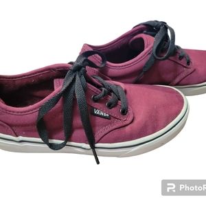 Vans youth size 2 Burgundy never worn boys